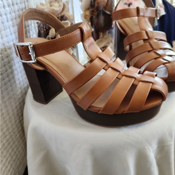 Torrid Tan Strappy Sandals - Picture 5 of 16